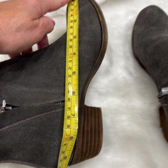 Lucky, Brand, LP Dash Brennan, 6M/36 grey booties - Picture 14 of 17